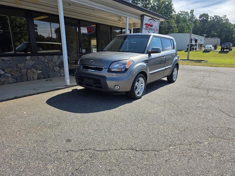 Kia Soul + 2011