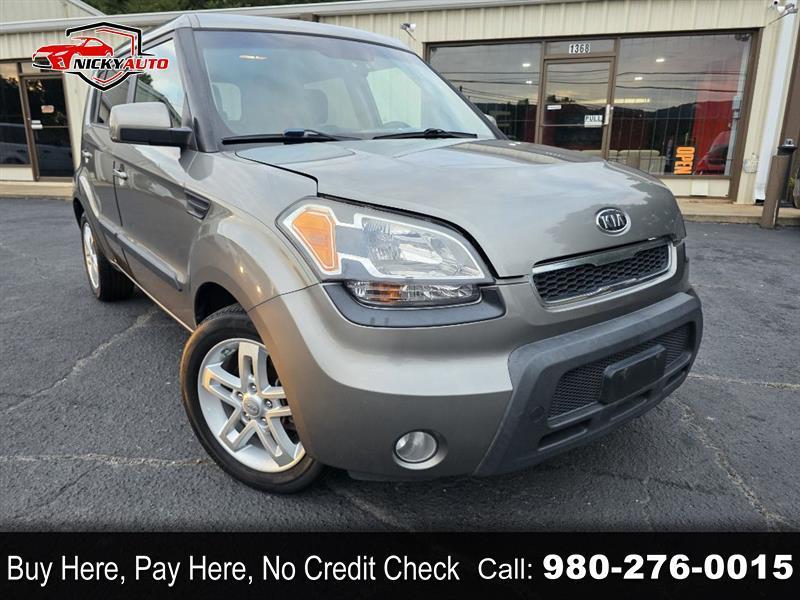 Kia Soul + 2011