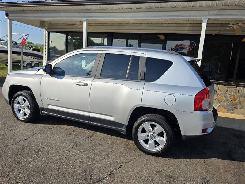 Jeep Compass Sport FWD 2013