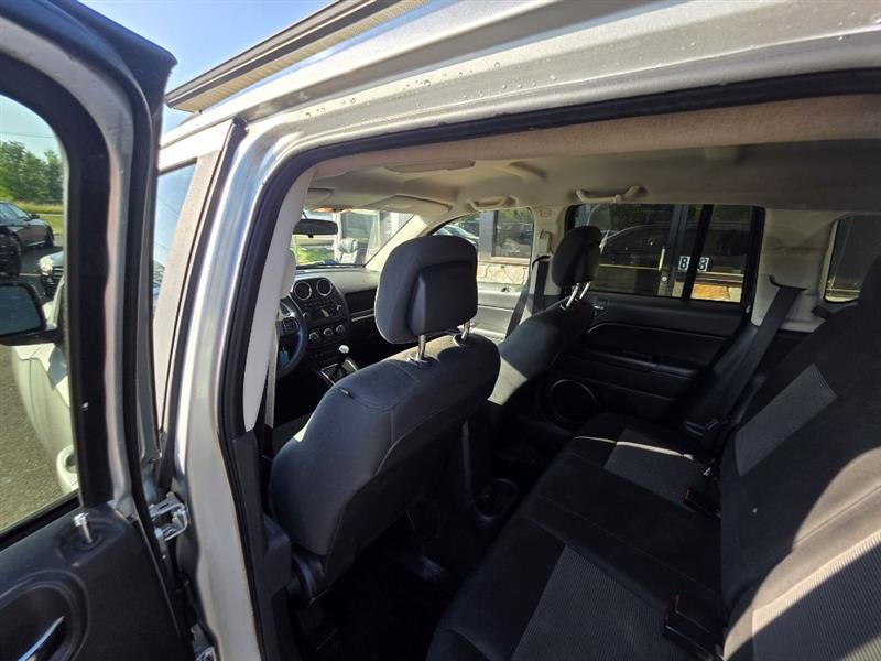 Jeep Compass Sport FWD 2013