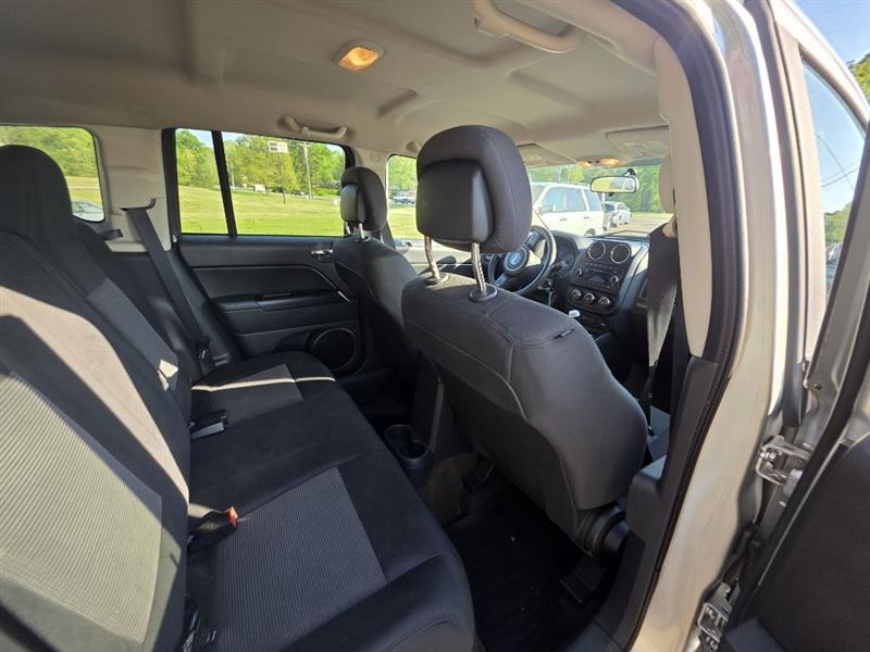 Jeep Compass Sport FWD 2013