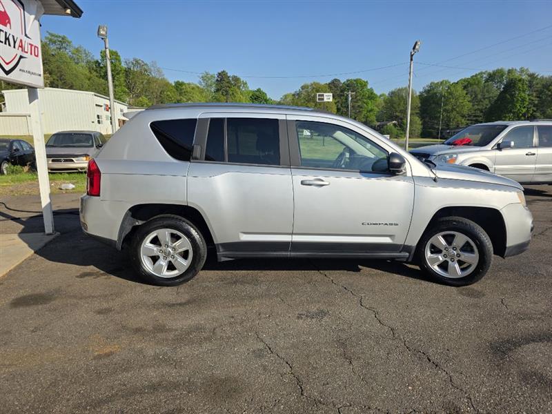 Jeep Compass Sport FWD 2013