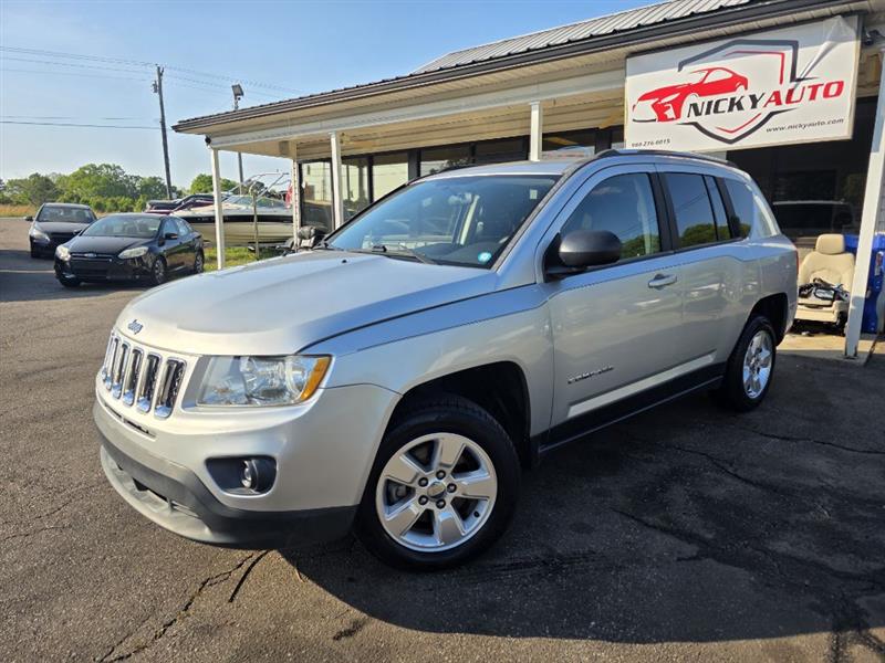 Jeep Compass Sport FWD 2013
