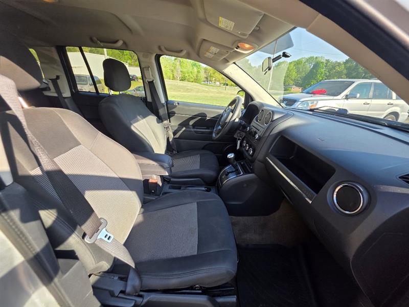 Jeep Compass Sport FWD 2013