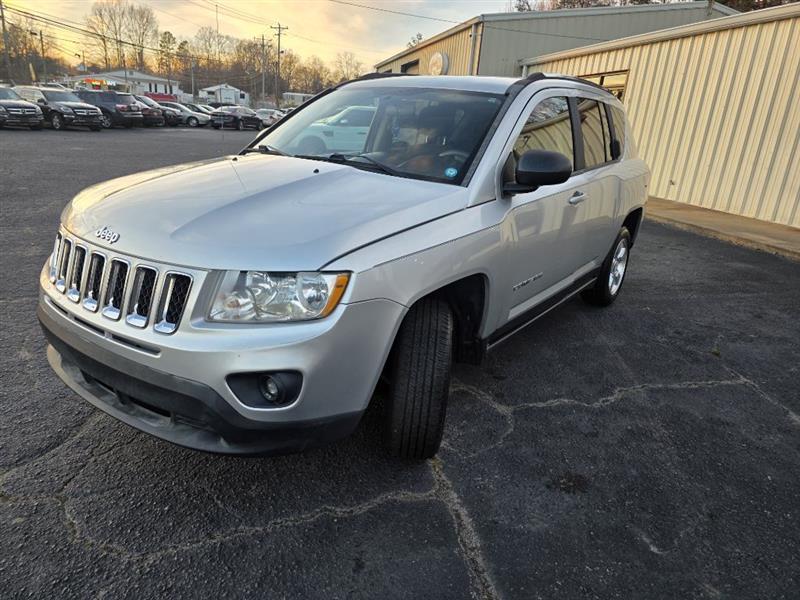 Jeep Compass Sport FWD 2013