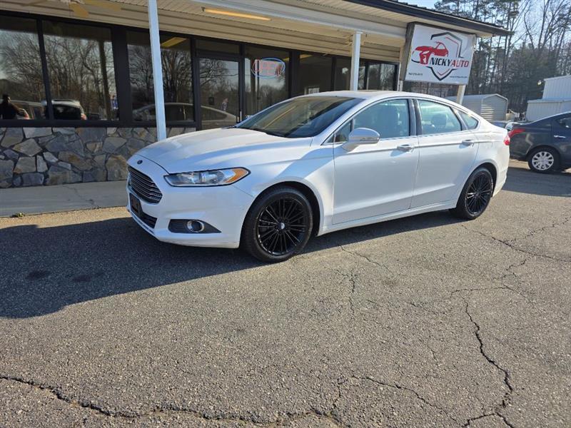 Ford Fusion SE 2014