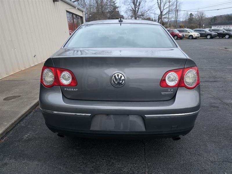 Volkswagen Passat 3.6L 4Motion 2006