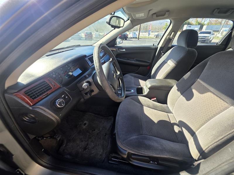 Chevrolet Impala LS 2008