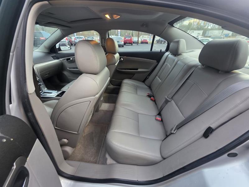 Saturn Aura XR V6 2009