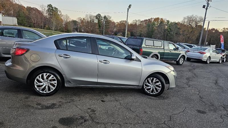 Mazda MAZDA3 i Sport 4-Door 2011