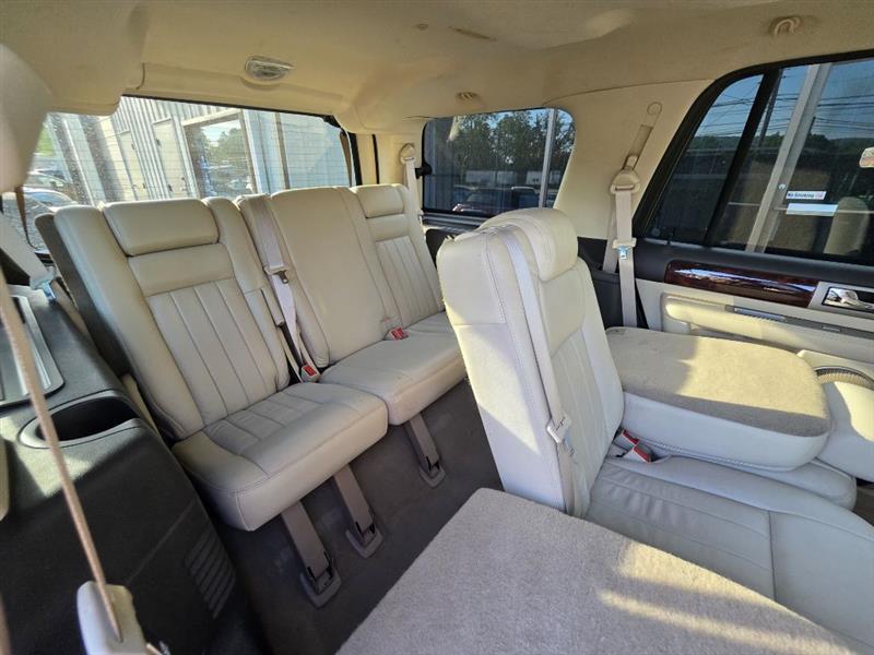 Lincoln Navigator  2003
