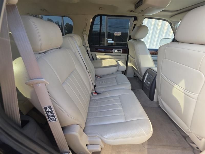 Lincoln Navigator  2003