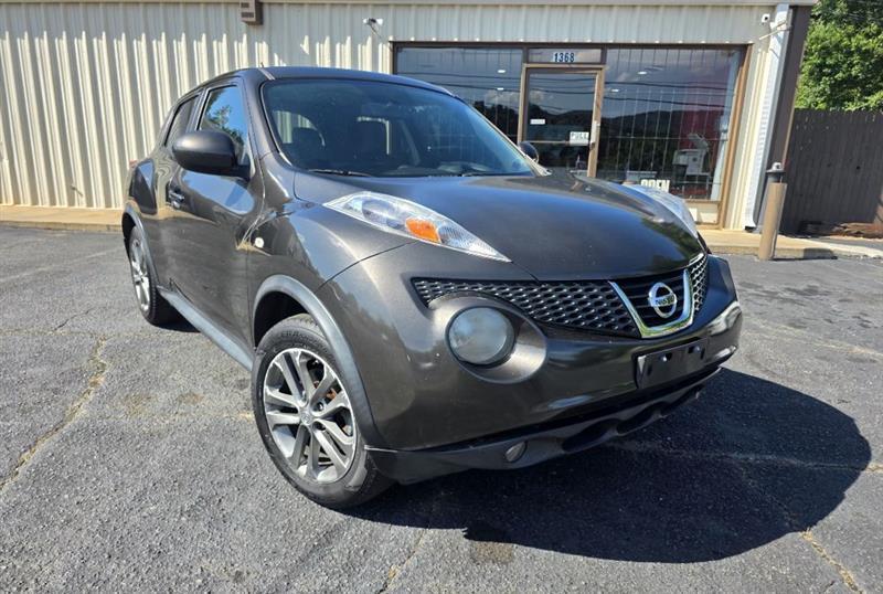 Nissan Juke S AWD 2013