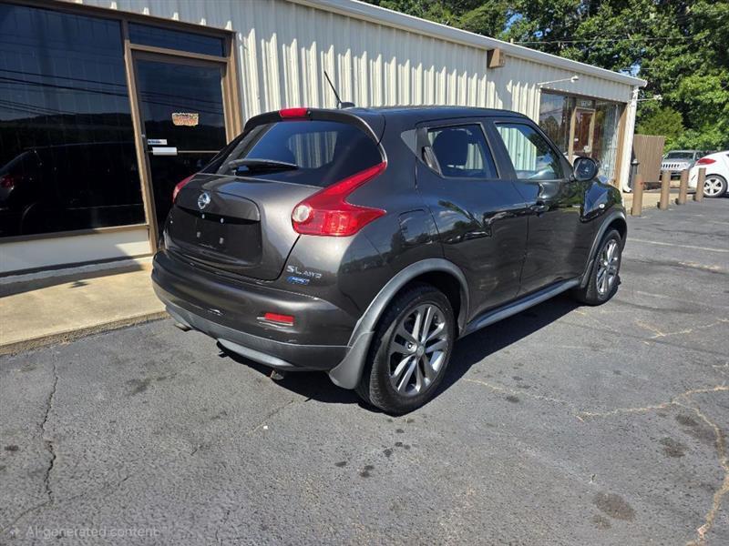 Nissan Juke S AWD 2013