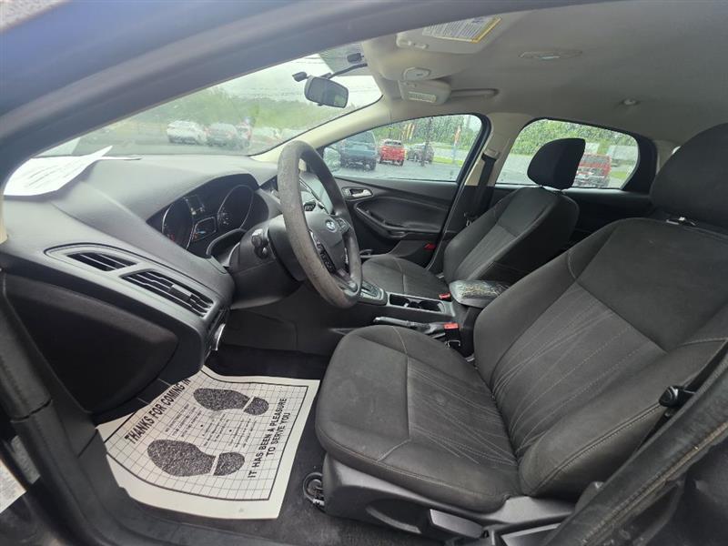 Ford Focus SE Sedan 2018