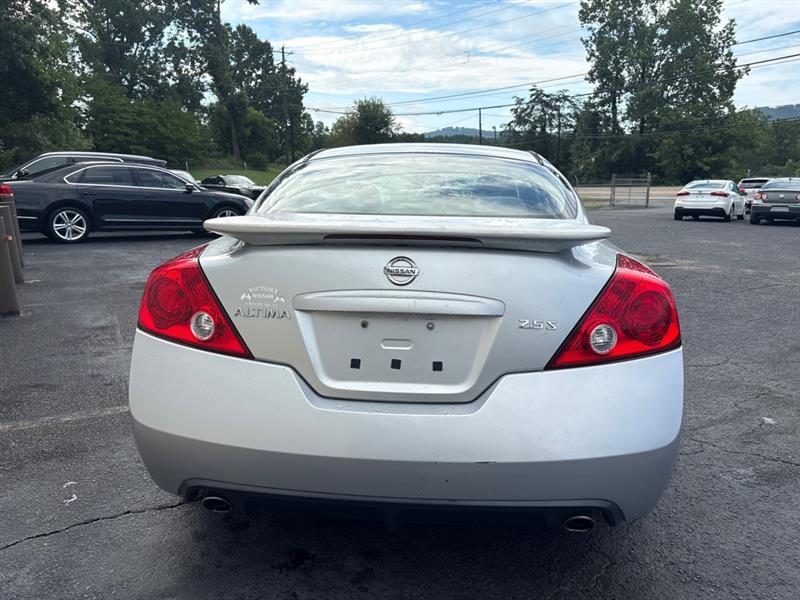 Nissan Altima 2.5 S Coupe 2009