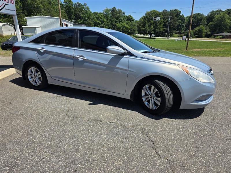 Hyundai Sonata GLS 2013