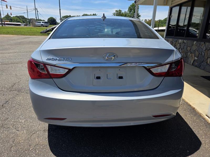 Hyundai Sonata GLS 2013