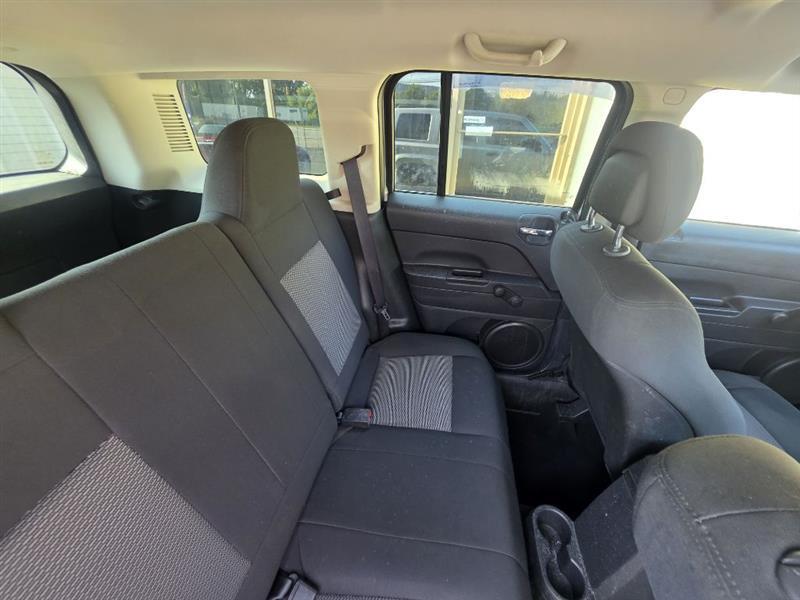 Jeep Patriot Sport 2WD 2010