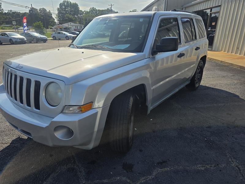 Jeep Patriot Sport 2WD 2010