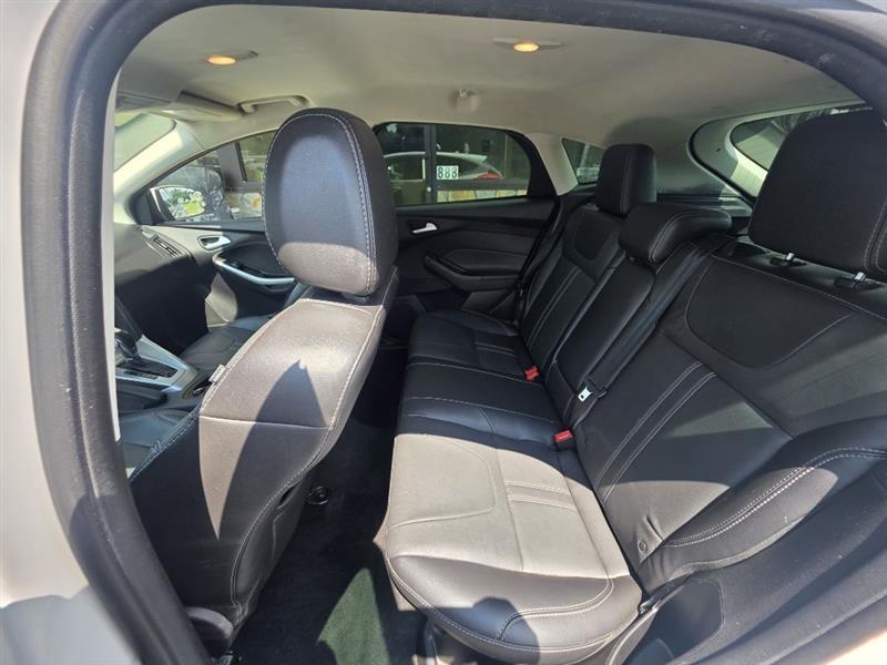 Ford Focus SE Hatch 2014