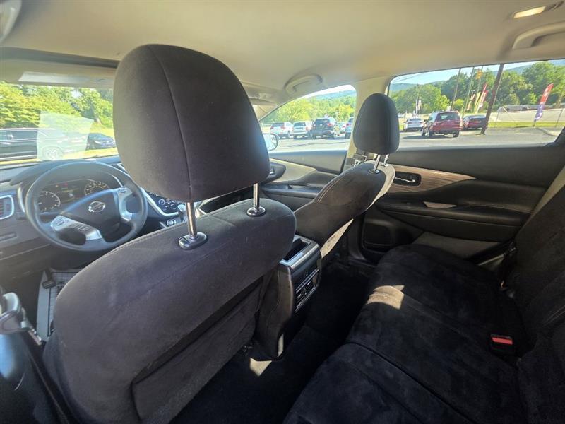 Nissan Murano S AWD 2015