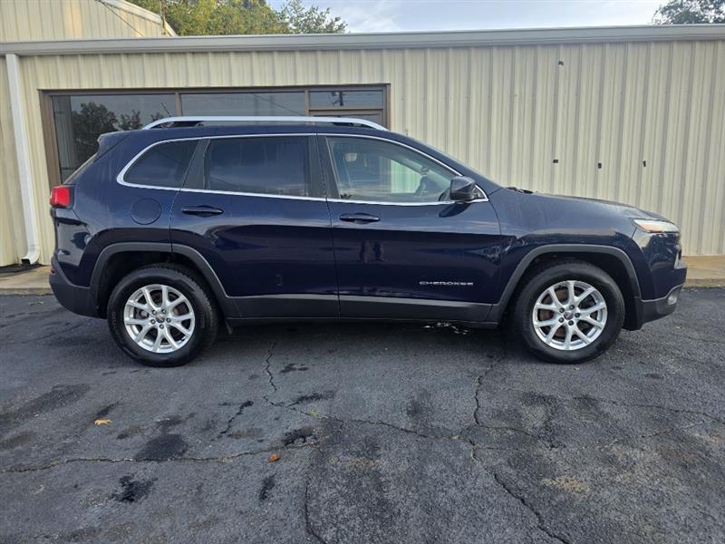 Jeep Cherokee Latitude 4WD 2015