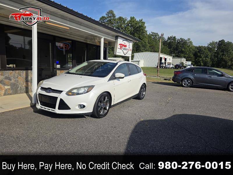 Ford Focus Titanium Hatch 2014