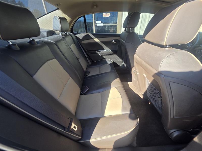 Chevrolet Malibu photo 8