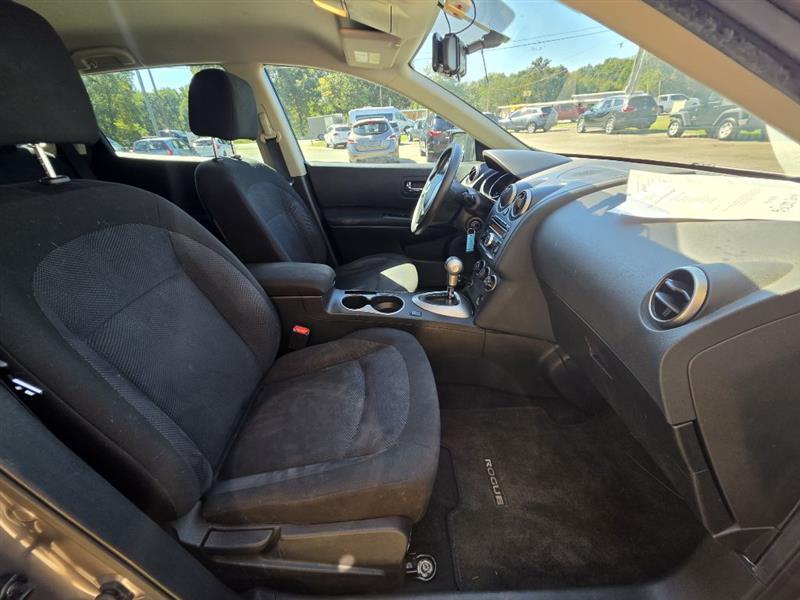 Nissan Rogue Select S 2WD 2014