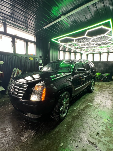 Cadillac Escalade AWD Luxury 2013
