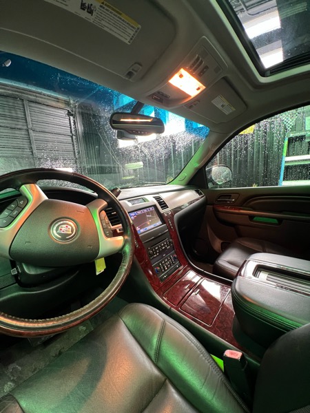 Cadillac Escalade AWD Luxury 2013