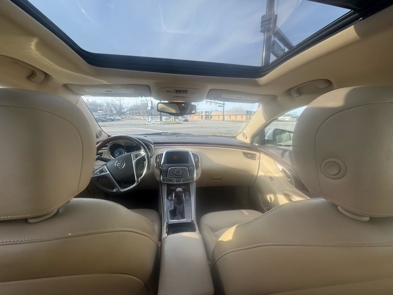 Buick LaCrosse CXS 2011