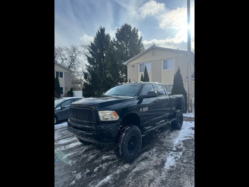 RAM 2500 Tradesman Crew Cab SWB 4WD 2016
