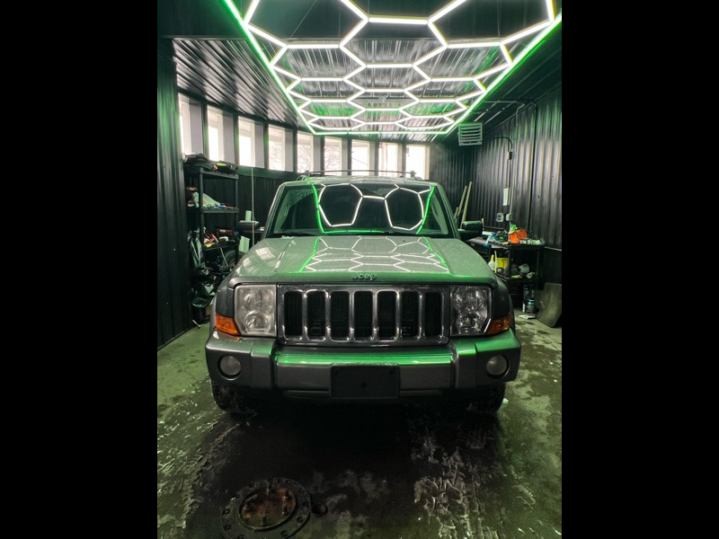 2008 Jeep Commander Sport 4WD