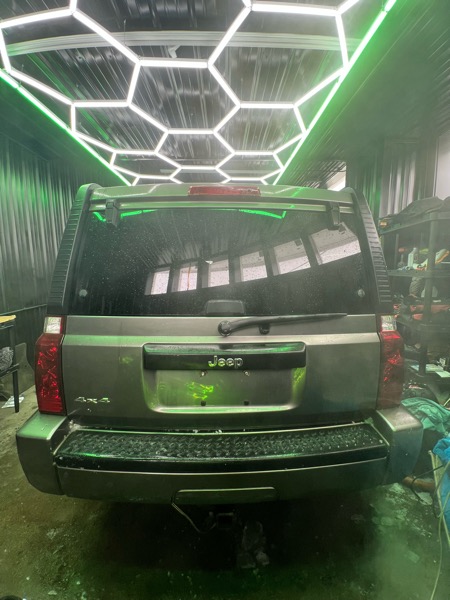 Jeep Commander Sport 4WD 2008