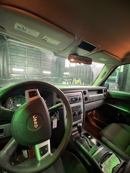 Jeep Commander Sport 4WD 2008