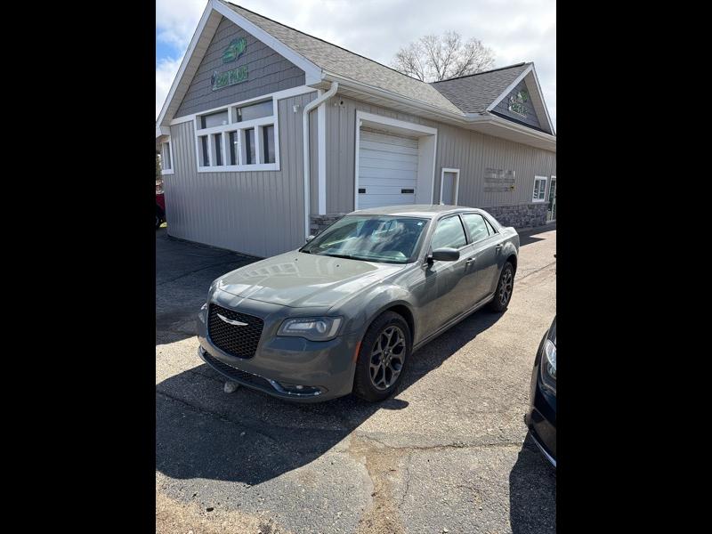 2018 Chrysler 300 S
