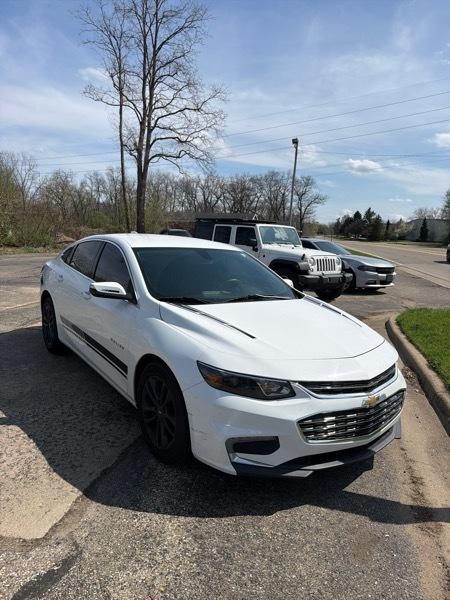 Chevrolet Malibu  2016