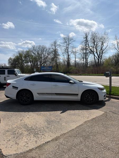 Chevrolet Malibu  2016