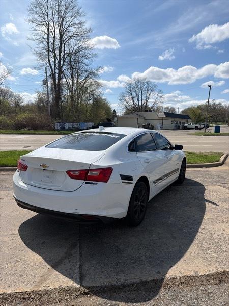 Chevrolet Malibu  2016
