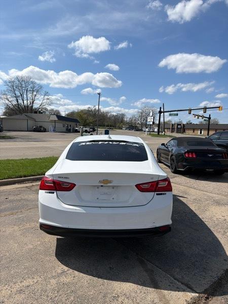 Chevrolet Malibu  2016