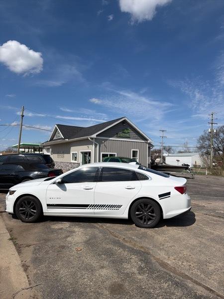 Chevrolet Malibu  2016