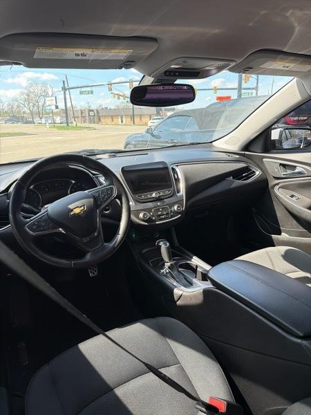 Chevrolet Malibu  2016