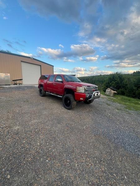 Chevrolet Silverado 1500 2LT Crew Cab Long Box 4WD 2011