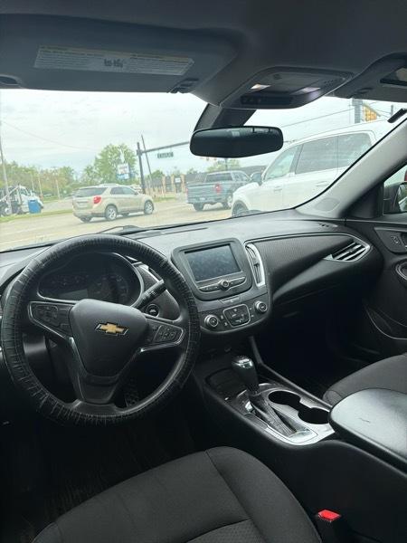 Chevrolet Malibu  2016