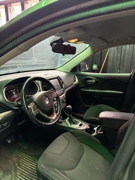Jeep Cherokee Latitude 4WD 2015