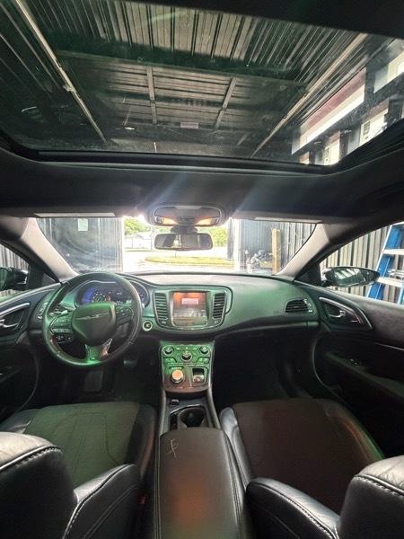 Chrysler 200 S AWD 2015