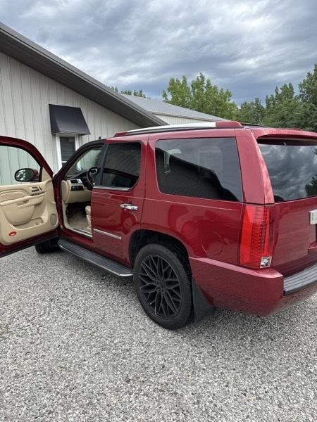 Cadillac Escalade  2014