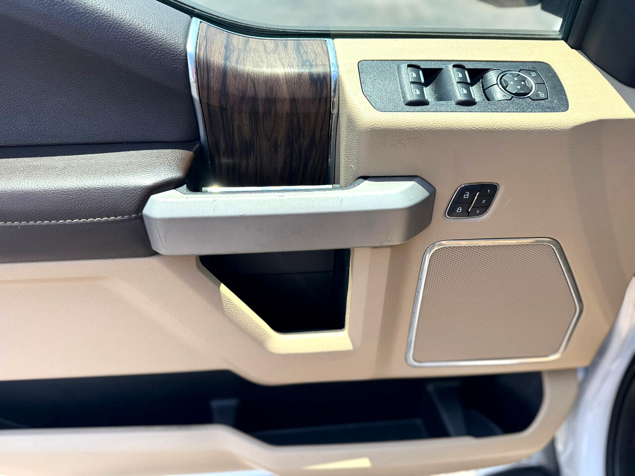 Ford F-150  2019 Ford F-150  2019